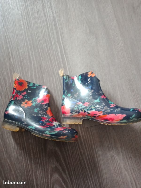 Bottes De Pluie Femme à Fleurs - Talon Carré - Caoutchouc Imperméable - Semelle Antidérapante - Confortables Et Stylées