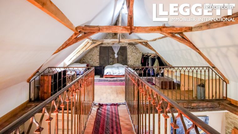 https://img.leboncoin.fr/api/v1/lbcpb1/images/42/52/ff/4252ffd4953ee52e53345345f06928d20f7429a7.jpg?rule=ad-image