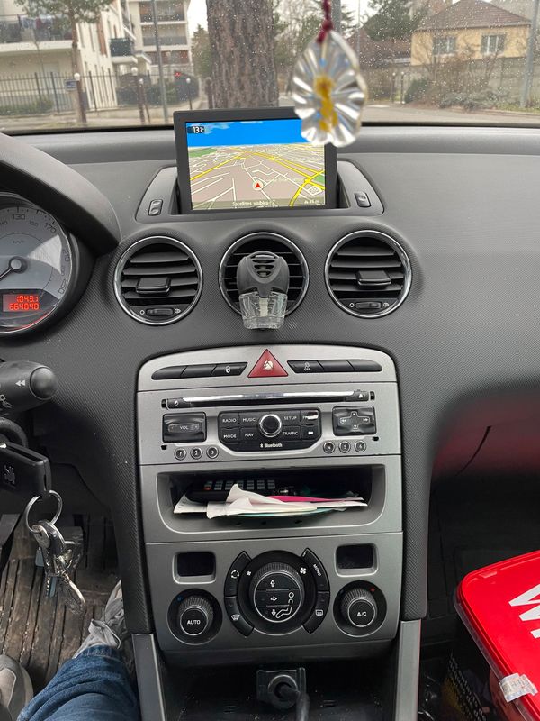 Autoradio Peugeot 3008 5008 308 gps Rt6 rneg2 Bluetooth - Équipement auto