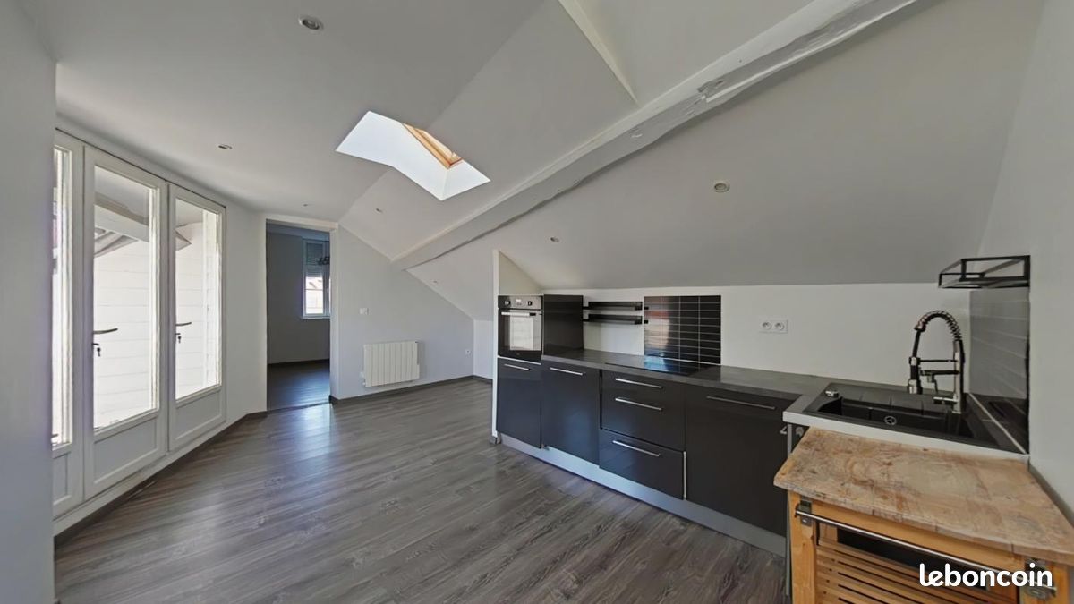 Appartement 3 pièces 60 m² · à Saint-Étienne · 60 m² · 695 €