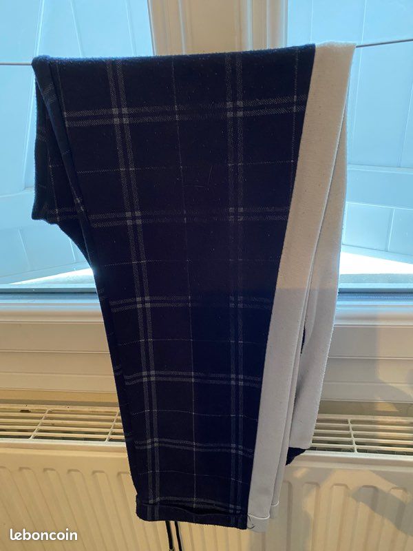Pantalon marine et blanc (image 2)