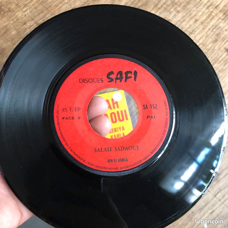 Salah Sadaoui – Tkout Bekiya / Ain El Kahla 45T • Disques SAFI – SA 152 M • Pressage rare (image 4)