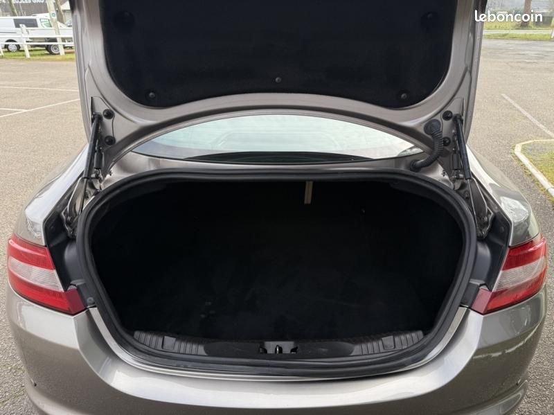 Jaguar XF 3.0 V6 D Luxe Premium (image 11)