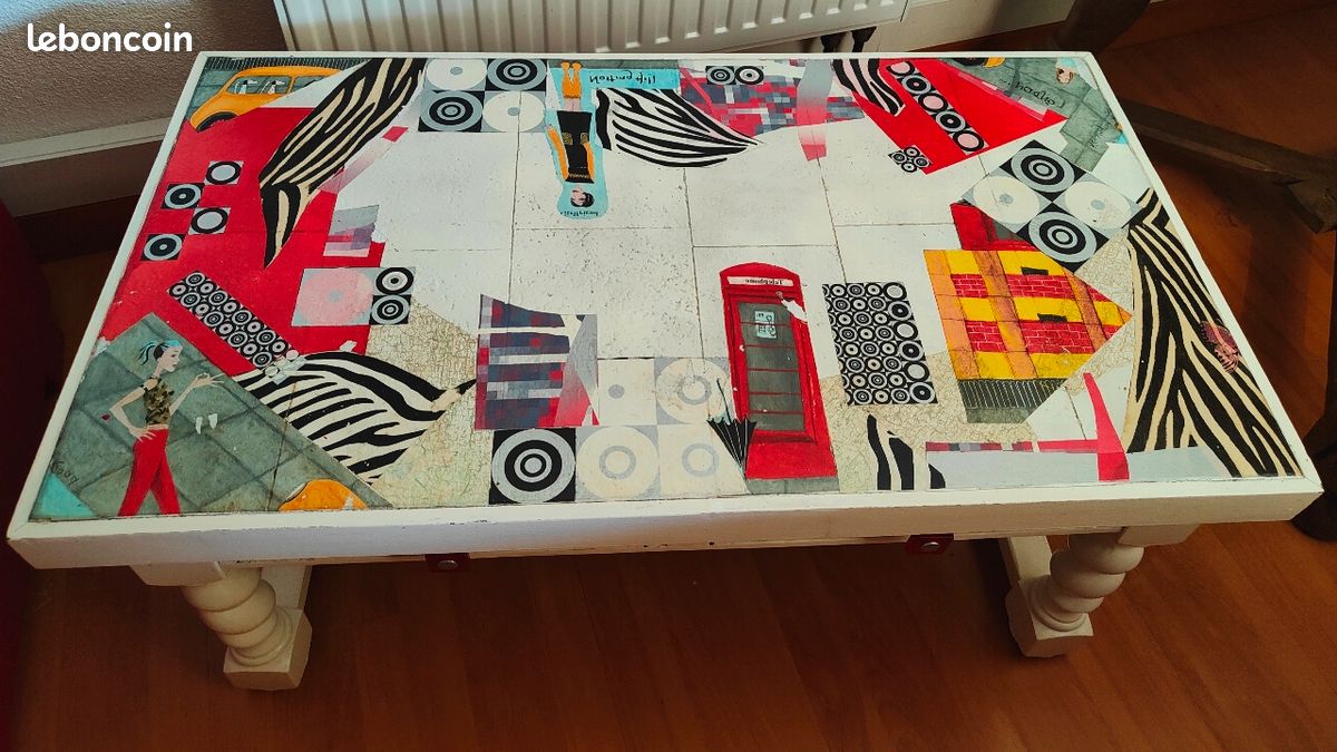 Table basse a tiroirs pièce unique (image 2)
