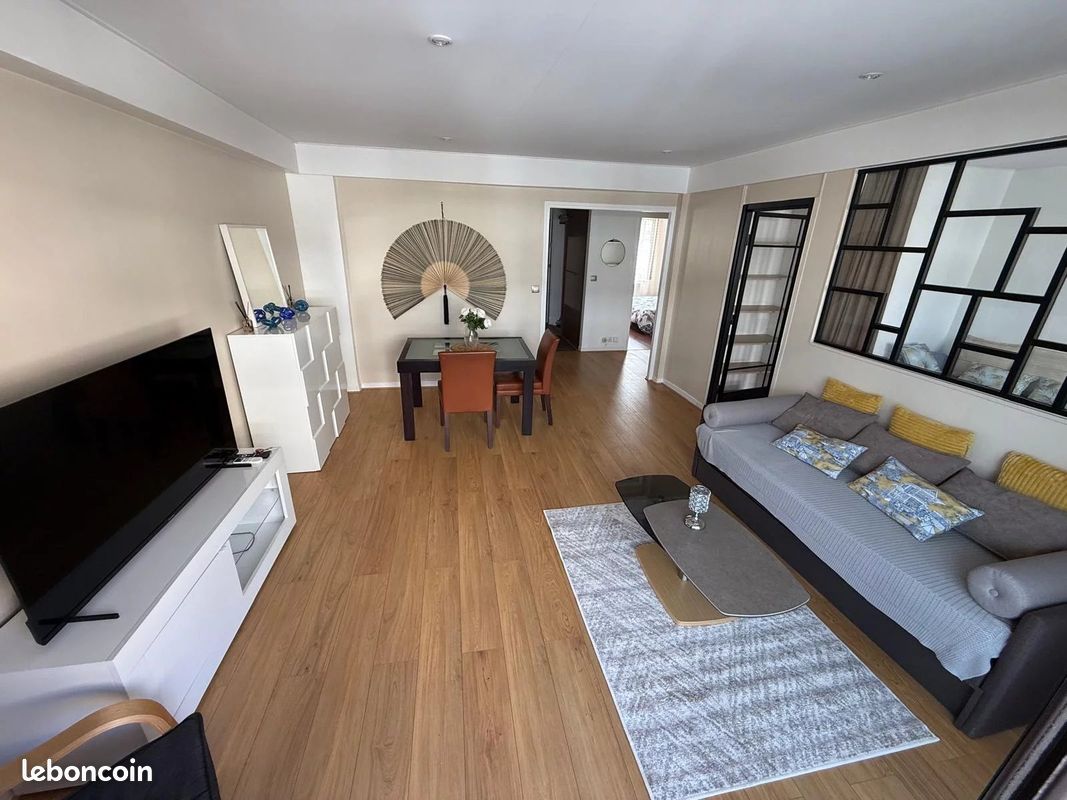 Appartement 3 pièces 65 m² · à Antibes · 65 m² · 1 653 €