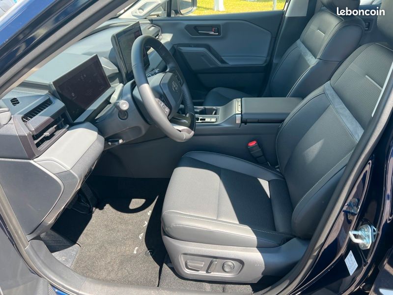 Toyota RAV4 Hybride HYBRID 183CH 2WD LOUNGE 2W (image 17)