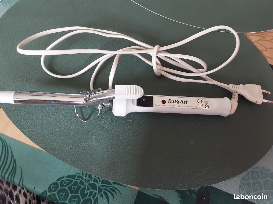 Fer à boucler vos cheveux de Babyliss, électrique,peut servi (image 1)
