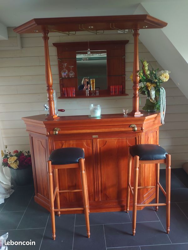 Bar (image 1)