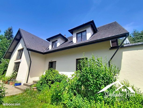 Propriété 5 pièces 260 m²