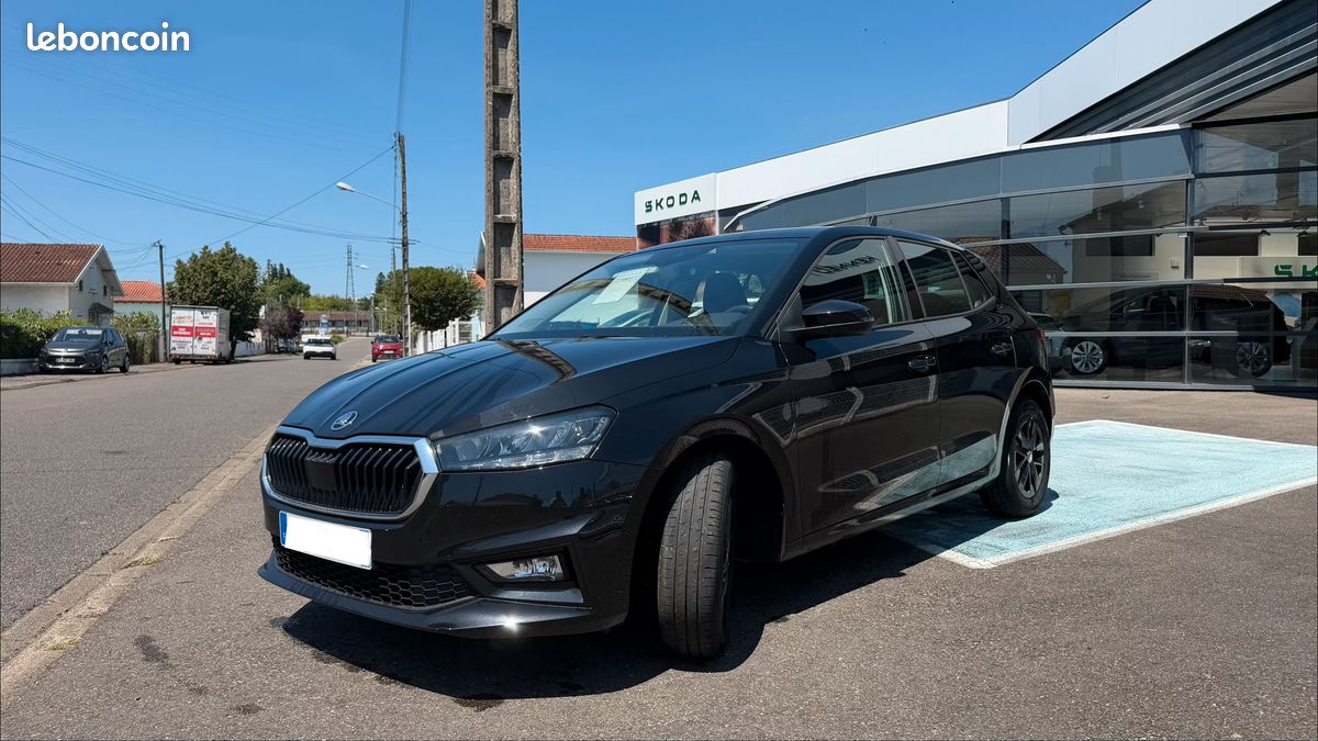 Skoda Fabia 1.0 TSI 95ch Ambition (image 2)
