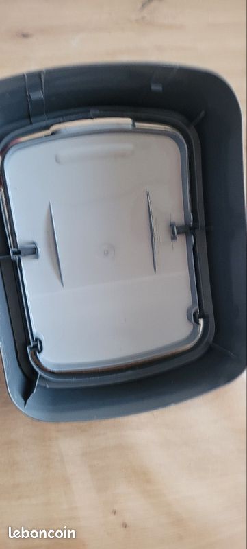 Poubelle de salle de bain (image 6)