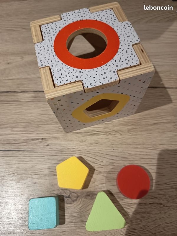 Cube d'éveil en bois (image 4)