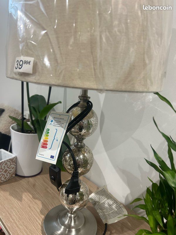 Lampe moderne argentée neuve – jamais utilisée (image 1)