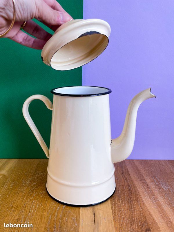 Ancienne Cafetière Crémier En Céramique Biscuit – Prête à Peindre – USA
