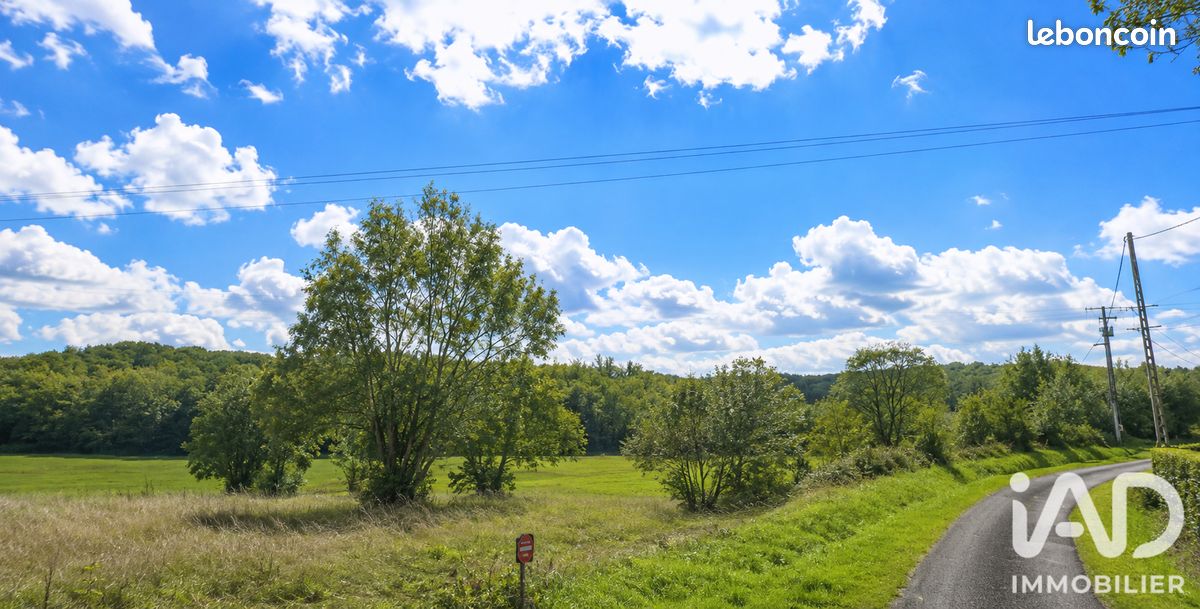 Terrain 3040 m² · à Estampes · 3 040 m² · 33 000 €