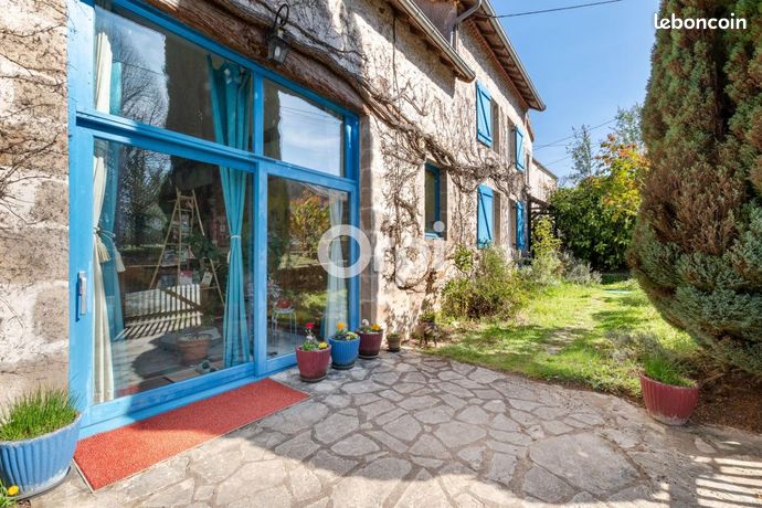 Maison 6 pièces 227 m²