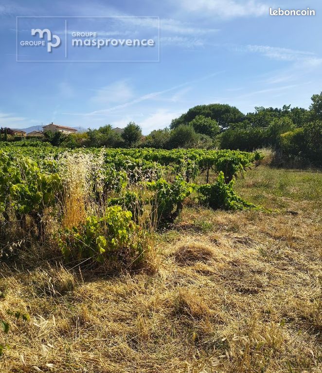 Terrain 927 m² · à Mazan · 169 000 €