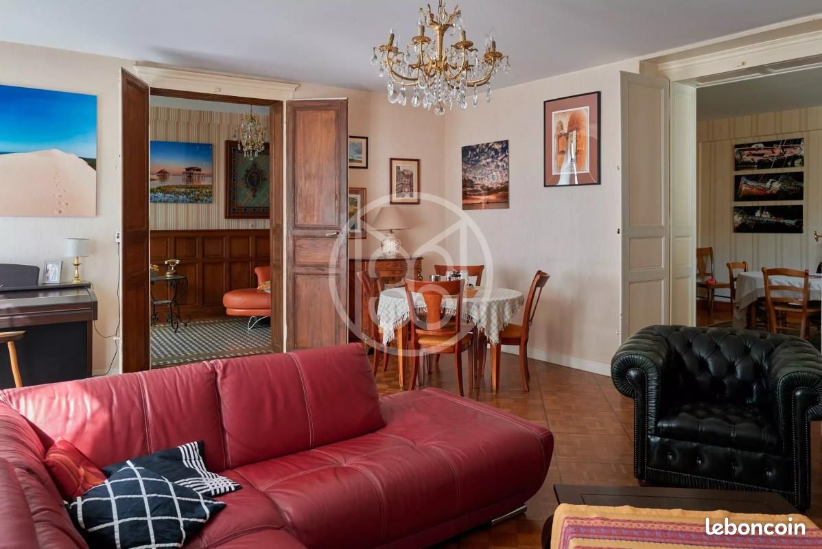 Maison 11 pièces 377 m² - Civray 86400 (image principale 10)