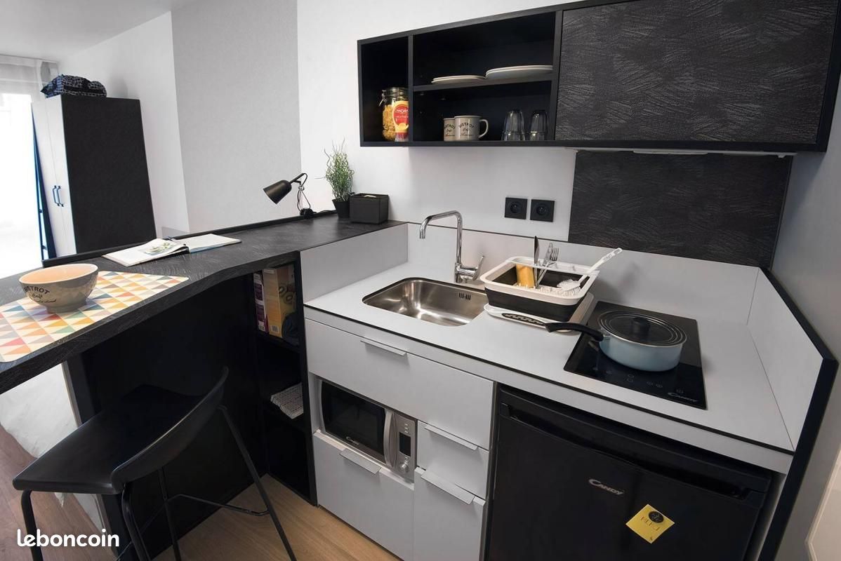 Appartement 1 pièce 18 m² · à Palaiseau · 18 m² · 940 €/mois