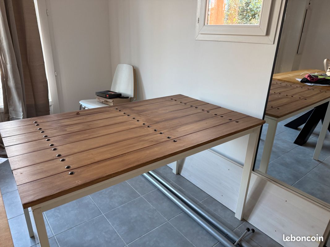 Table à manger (image 1)