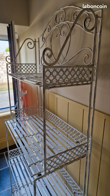 Etagere sur pieds blanche (image 3)