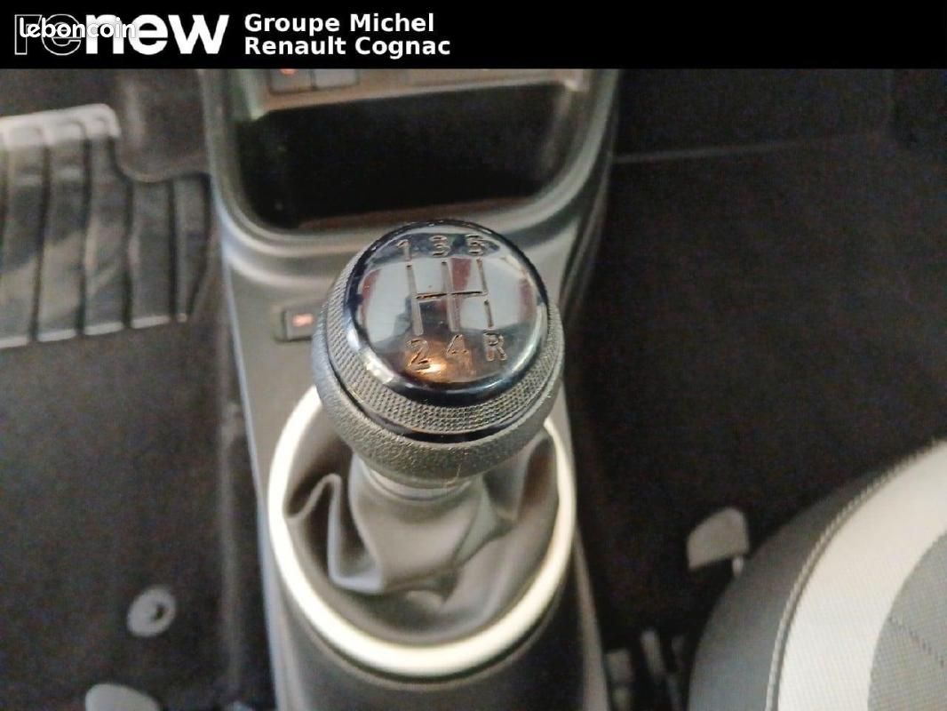 Renault Twingo III SCe 65 Equilibre (image 12)