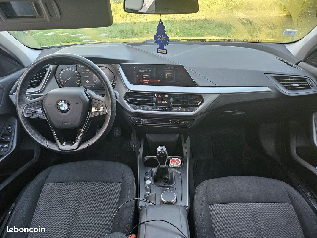BMW 116i F40 Lounge — 54 200 km — Boîte manuelle (image 3)
