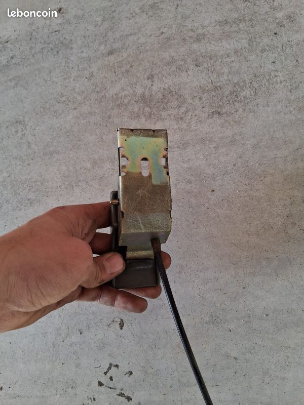 Poignée Tirette D'ouverture De Capot Pour Renault Clio 2 - Référence ST2647, Neuf, Garantie 2 Ans