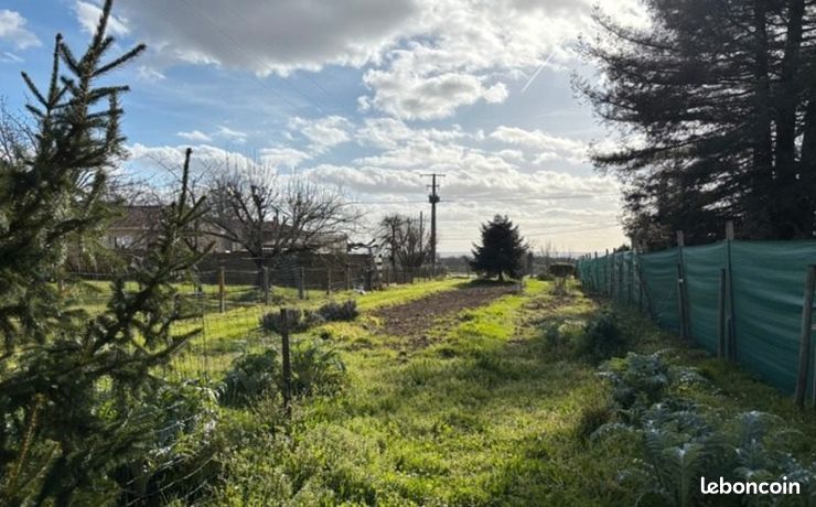 Terrain 1 500 m² Cardan