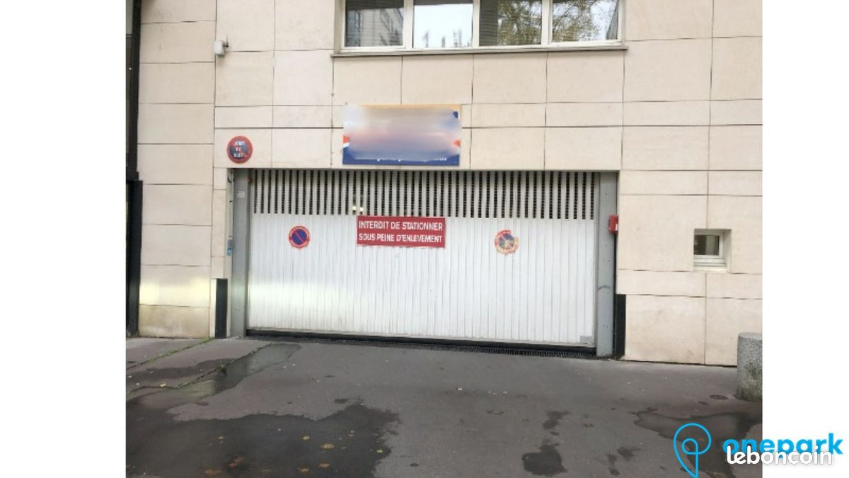 Parking 12 m² · à Paris · 12 m² · 97 €