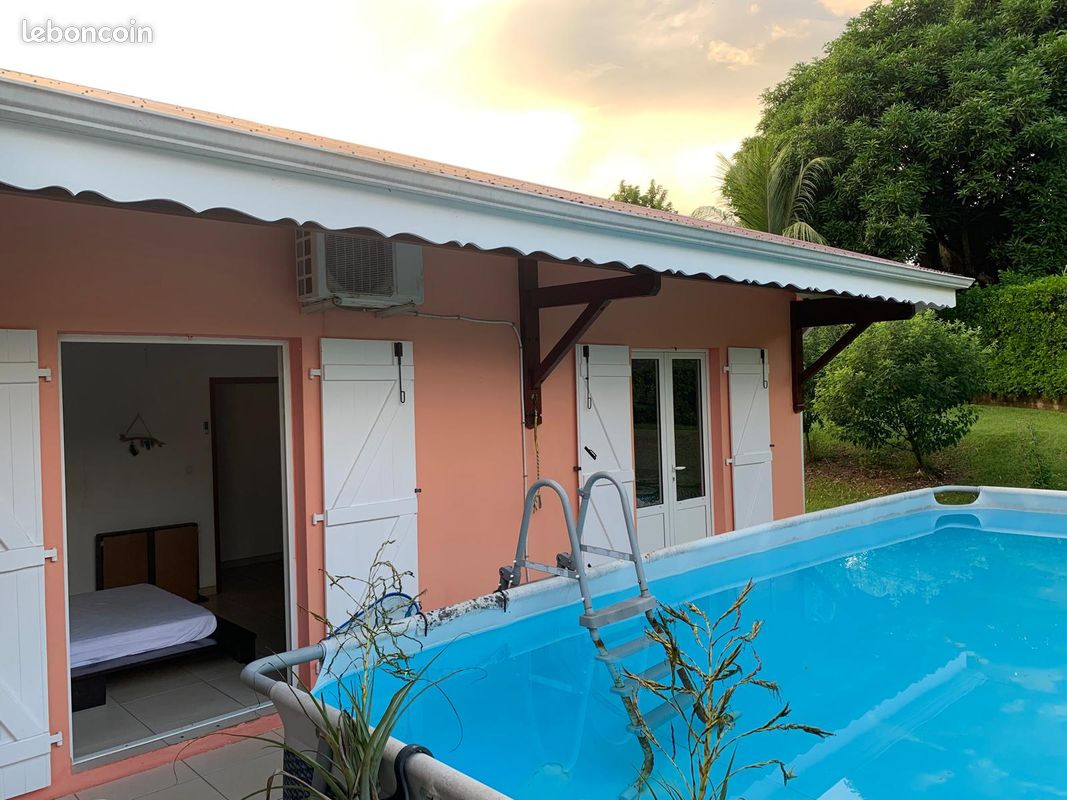 Maison 3 pièces 140 m² · à Baie-Mahault · 140 m² · 950 €/mois