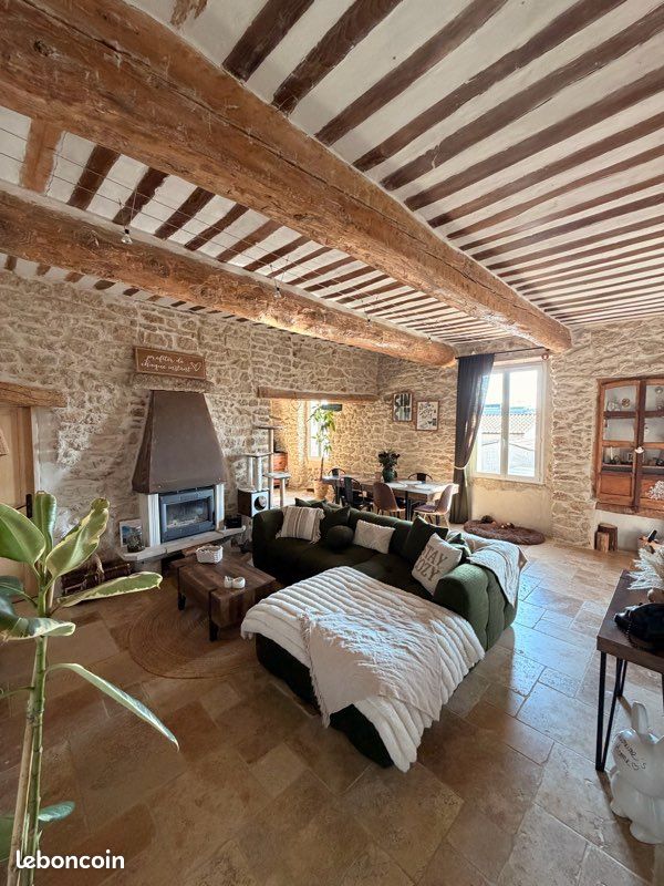 Maison 7 pièces 150 m² · à Camaret-sur-Aigues · 150 m² · 300 000 €