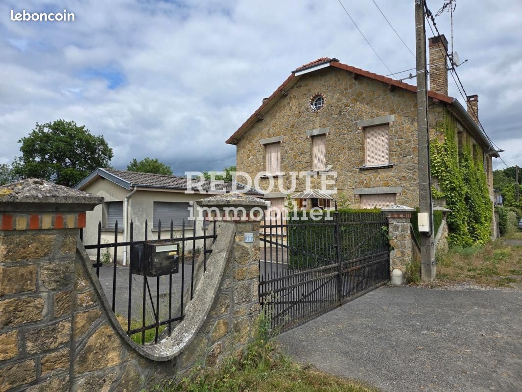 Maison 8 pièces 240 m² · à Ambly-Fleury · 240 m² · 255 000 €