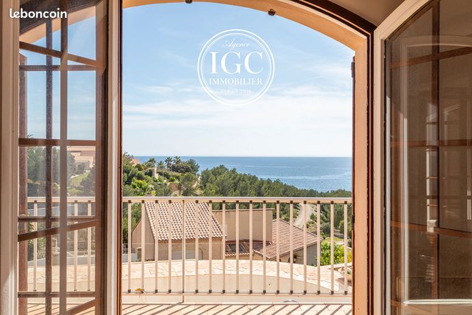 Villa 4 pièces 163 m²