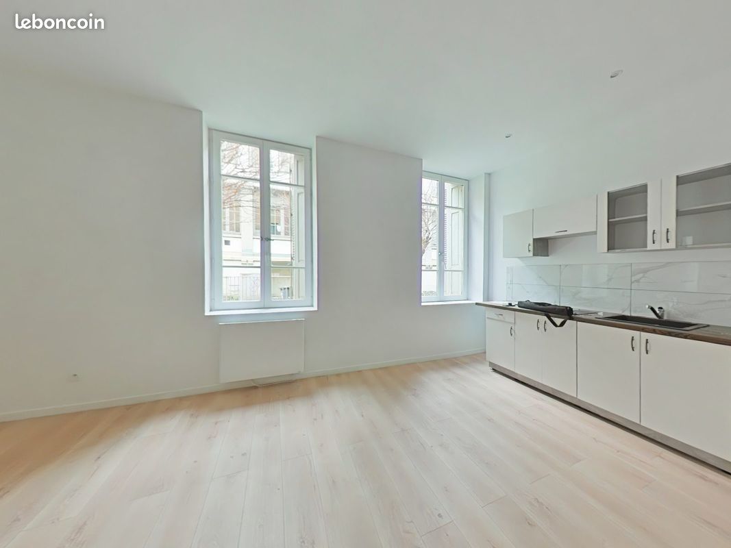 Appartement 3 pièces 63 m² · à Saint-Étienne · 63 m² · 499 €