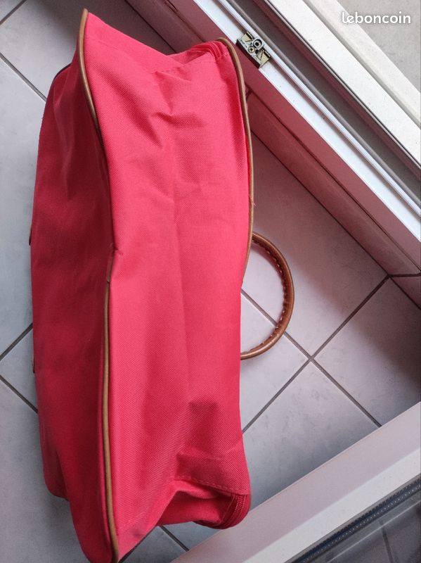 Tout neuf sac de voyage (image 3)