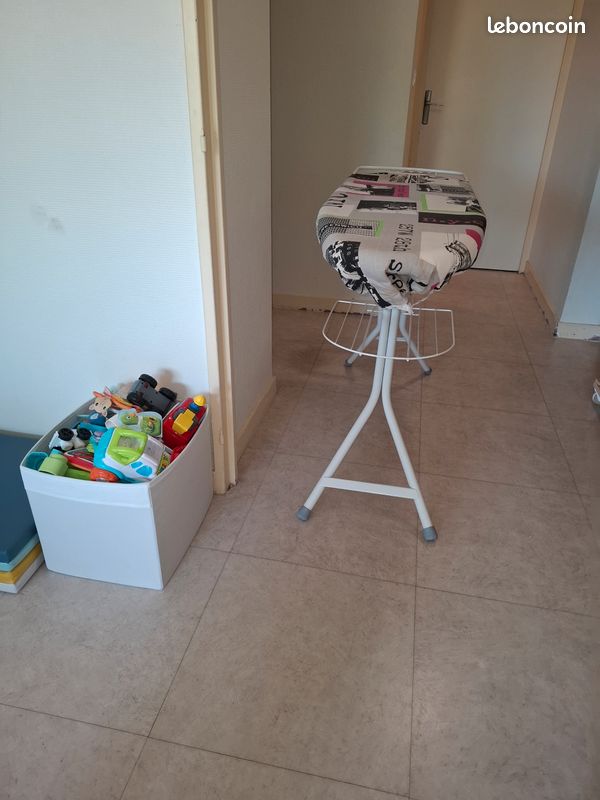 Table à repasser (image 2)