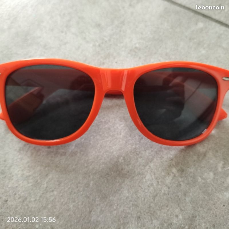 Lunettes Soleil Bébé Enfant Baby Banz Bleu étui Orange Tigre Occasion