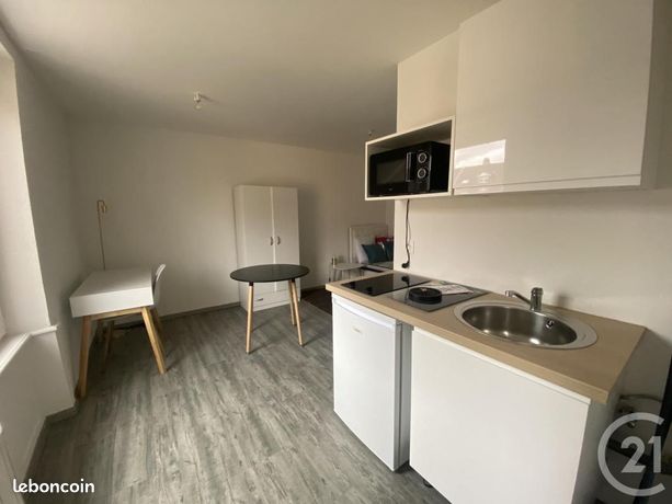 Studio 1 pièce 18 m²