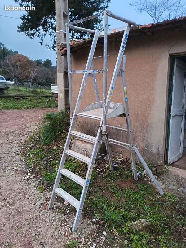 Location escabeau a plateforme ou escabeau gazelle (image 1)