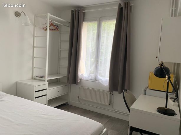 Studio 1 pièce 11 m²