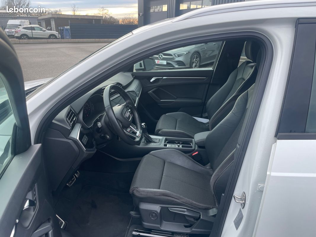 Audi q3 35 tdi 150ch s line s tronic 7 toit panoramique (image 5)