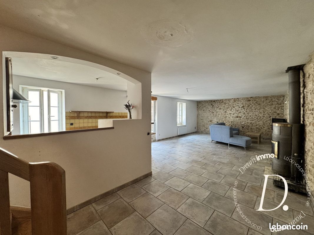 Maison 6 pièces 145 m² · à Saint-Jean-de-Fos · 145 m² · 345 000 €