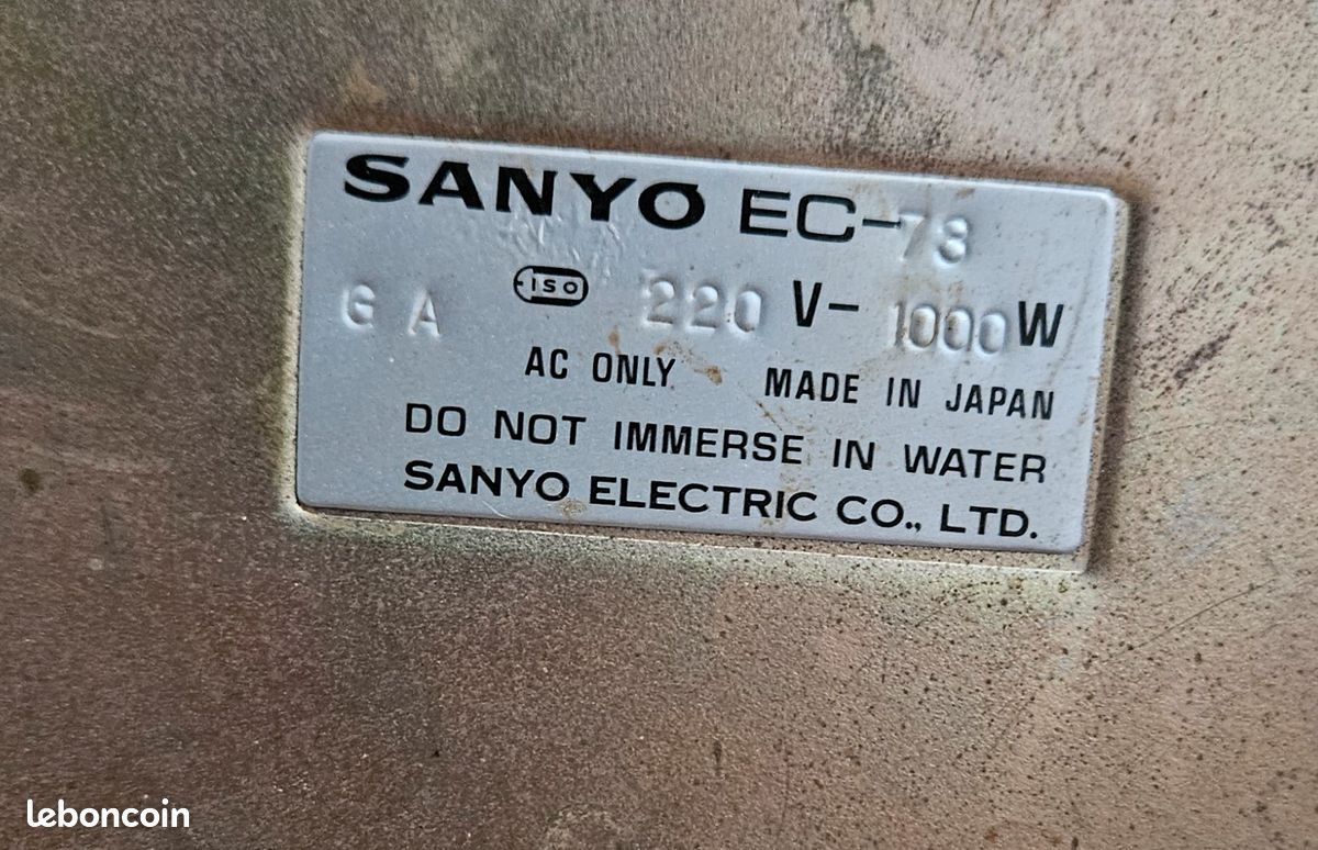 Cuiseur à Riz électrique SANYO EC-23 – 10 Tasses – Fabriqué Au Japon – Vintage Années 80