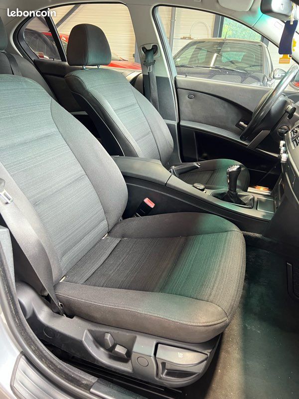BMW SÉRIE 5 523i 2.5 E60 177cv (image 8)