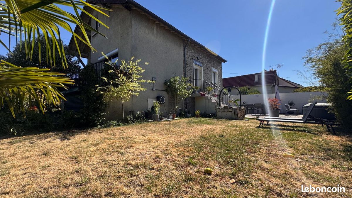 Maison 6 pièces 101 m² · à Pontault-Combault · 101 m² · 399 000 €