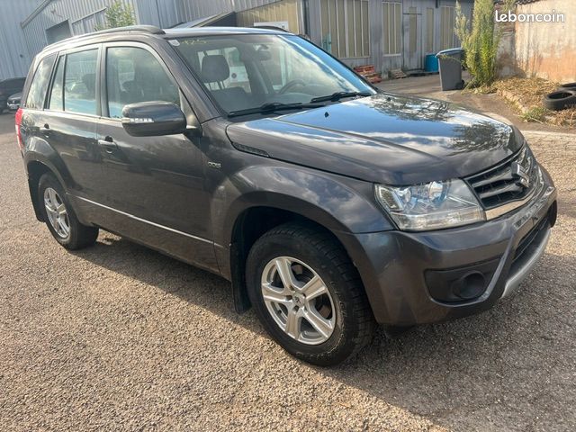 4x4 Suzuki Grand Vitara 1.9DDIS 136cv 1er main (image 2)