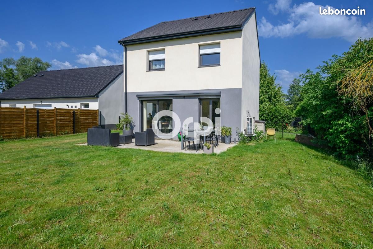 Maison 4 pièces 95 m² · à Beuvry-la-Forêt · 95 m² · 332 325 €