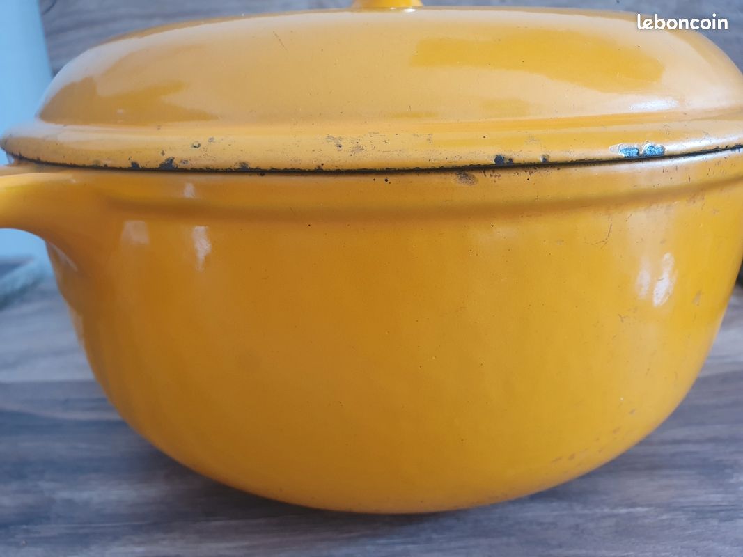 Le Creuset -La Mama de Enzo Mari -2 Cocottes en fonte