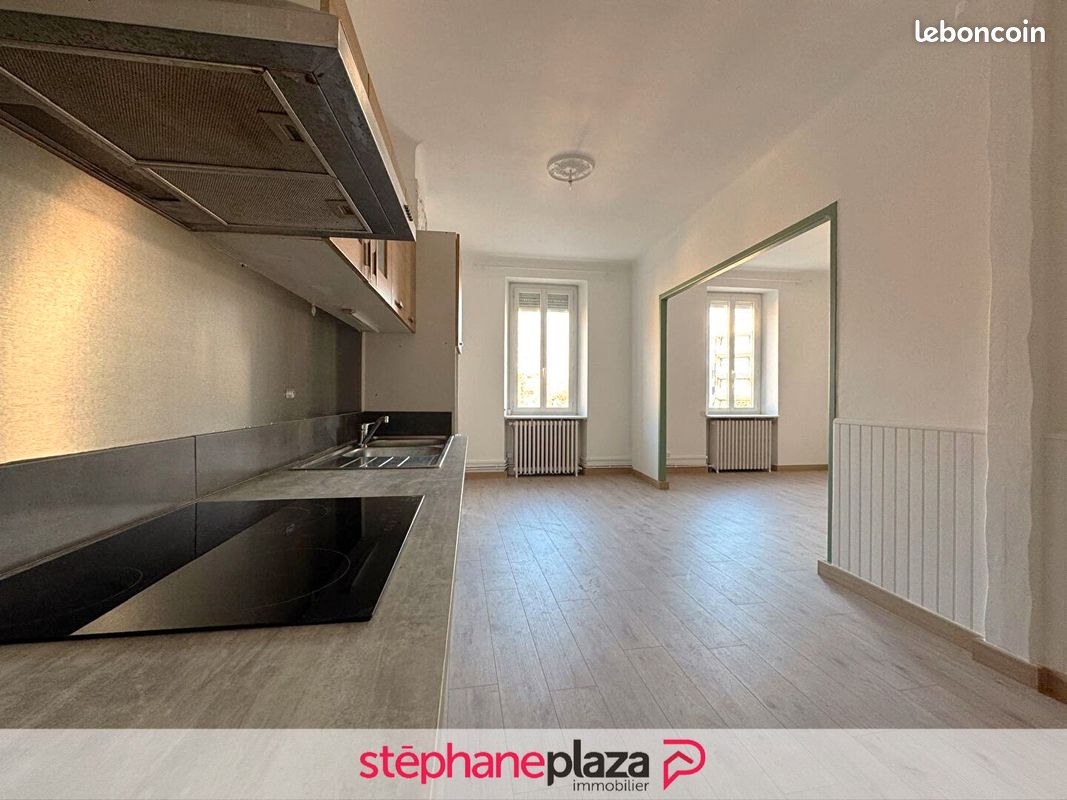 Local commercial 9 pièces 178 m² · à Bagnols-sur-Cèze · 178 m² · 200 000 €